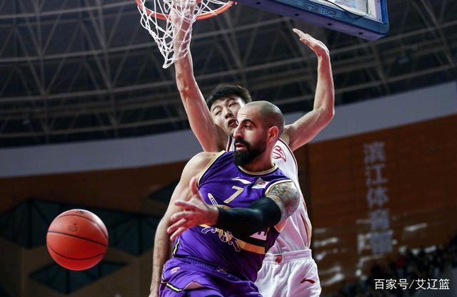 “锋芝”五年婚姻画上句号 童话爱情充满谎言-火狐电竞官网(图2) 火狐电竞