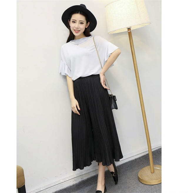 火狐电竞官方网站:新版《古墓丽影》海报预告双发 吴彦祖协助坎妹荒岛出生入死(图2) 火狐电竞官方网站